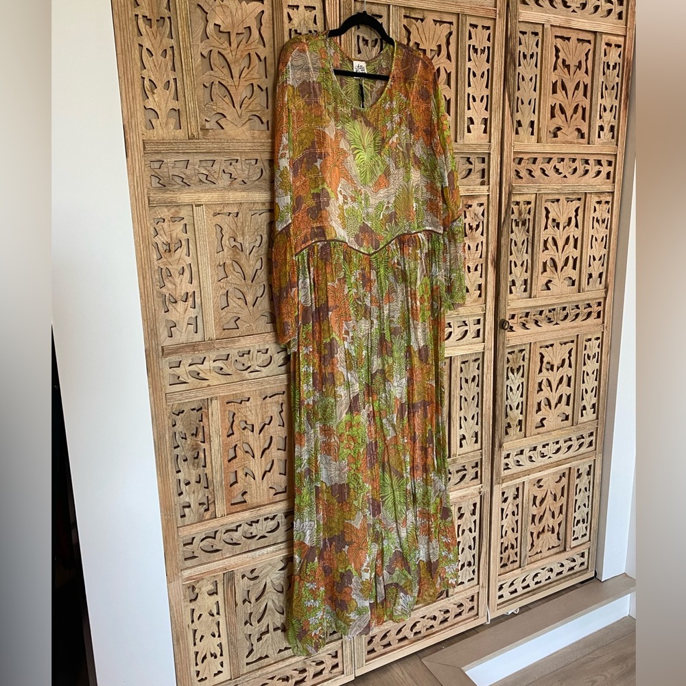 NWT Maxi dress. Beach to dinner. Gorgeous